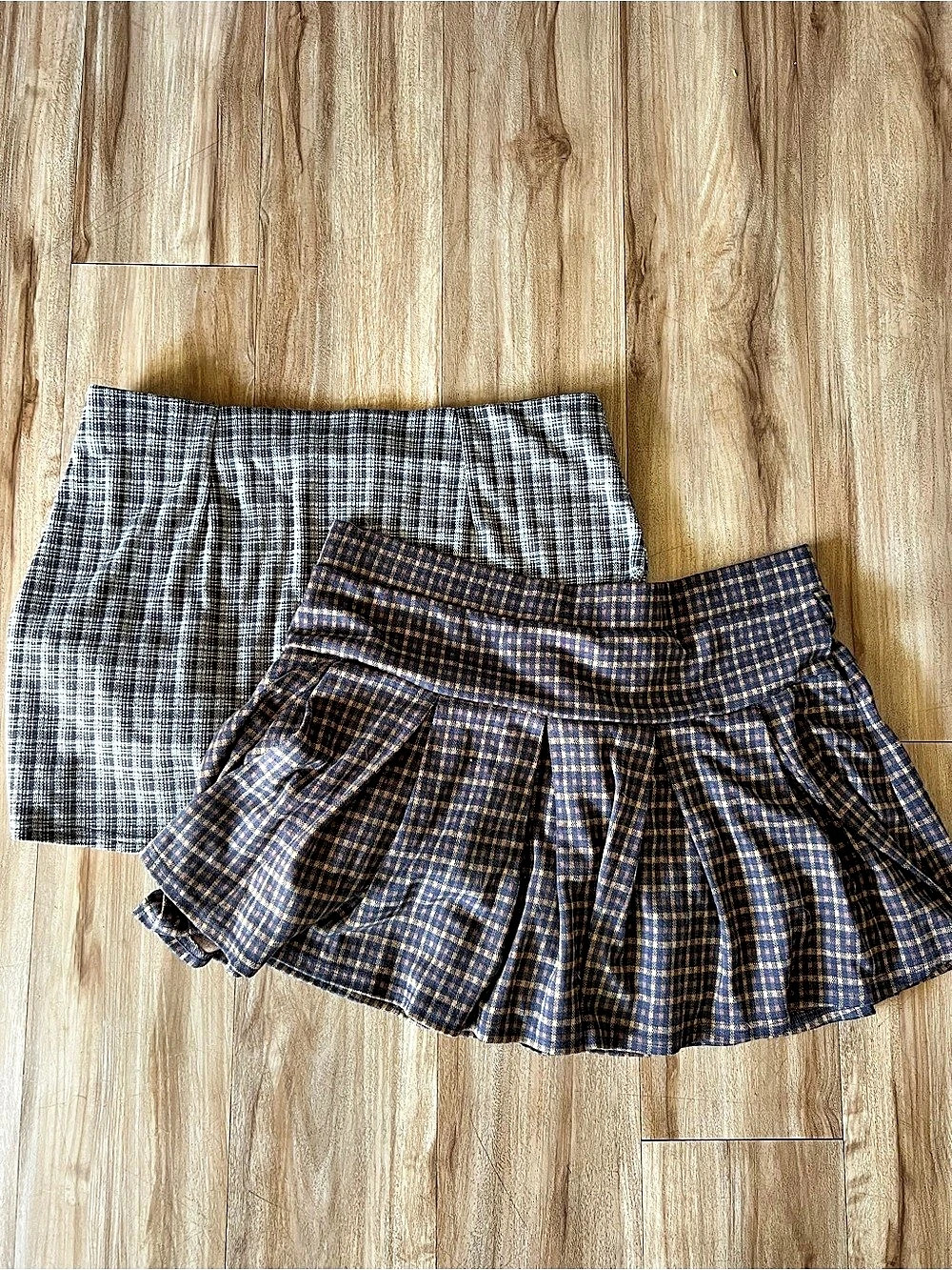 American Eagle Plaid Skort Set in Brown & Gray Size Large